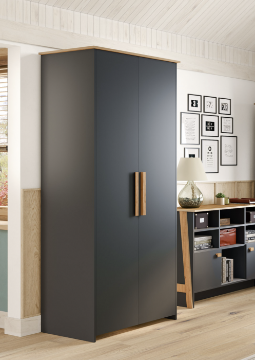 Шкаф двухдверный 