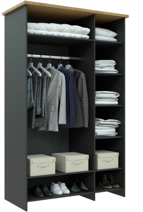 Шкаф трехдверный 